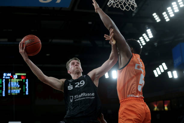 来了备受瞩 来了备受瞩