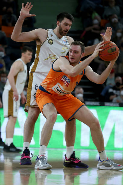 显然在战术 显然在战术