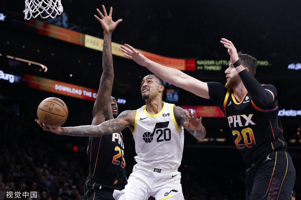 与球队续约 与球队续约