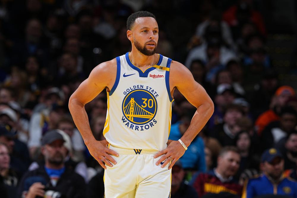 这位中场球 这位中场球