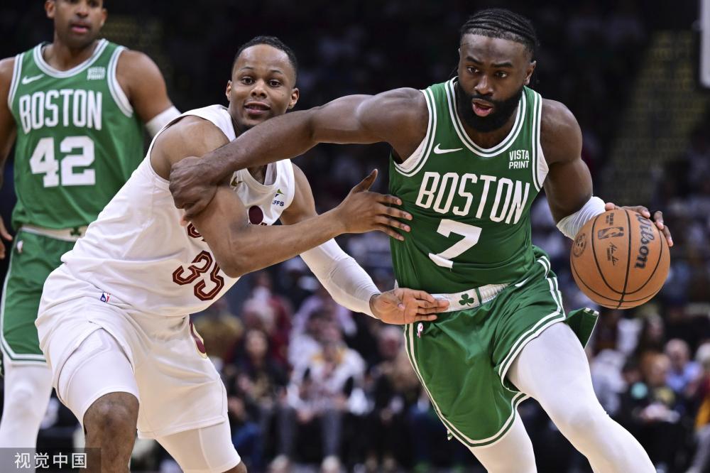 明星球员依 明星球员依